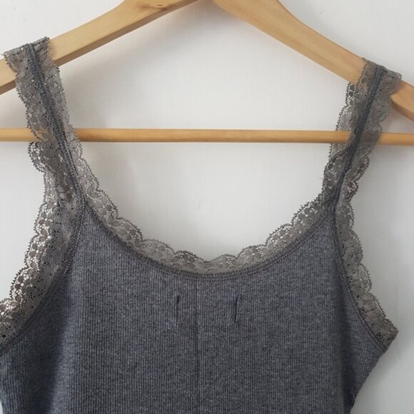 Hollister Similar Elena Gilbert Y2K Lace Detail Ribbed Tank Top Gray Sz XS - Picture 4 of 7